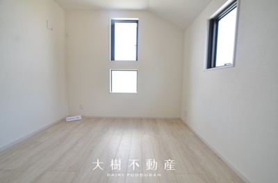 【洋室】 | 綾瀬市小園南２丁目 新築戸建て 全1棟【仲介手数料無料】 | 2階　洋室4（5.2帖）