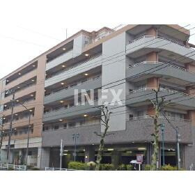 横浜市中区新山下１丁目の賃貸マンションの外観