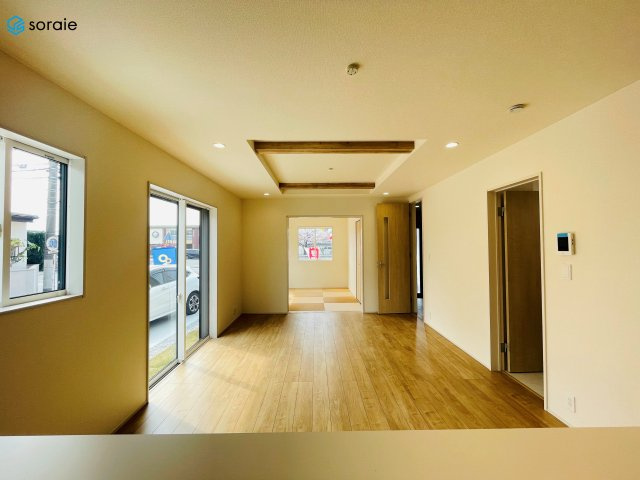 川越市今成2丁目　新築戸建の居間・リビング|3/30撮影