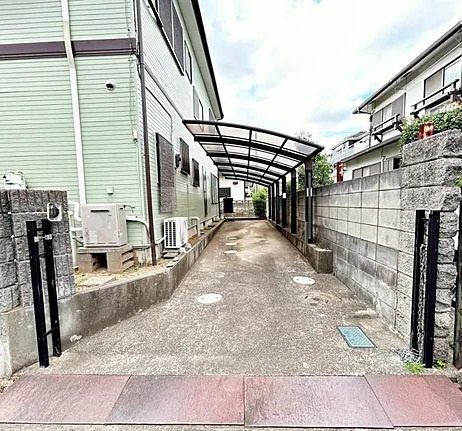 【駐車場】 | 花見川区こてはし台１丁目　中古戸建て | カースペース２台駐車可能