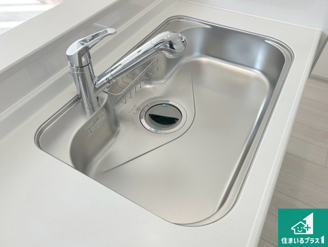 羽曳野市郡戸　新築一戸建ての設備|洗い物も楽にできる、広々シンク！