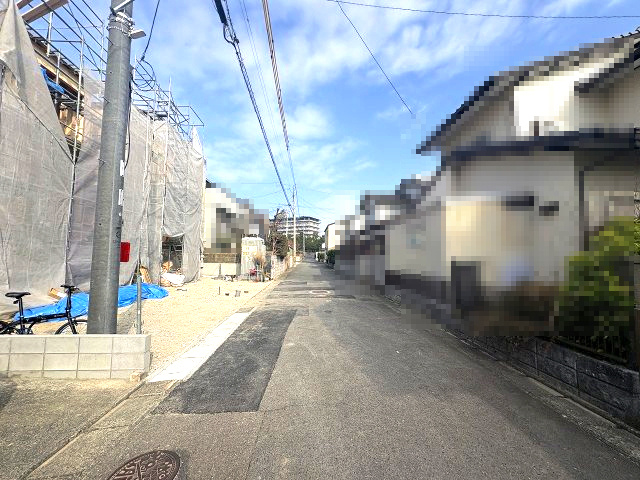 【その他】 | 福岡市東区雁の巣1丁目第12　1号棟（全2棟）【仲介手数料無料・0円】 | 現地写真。前面道路です。