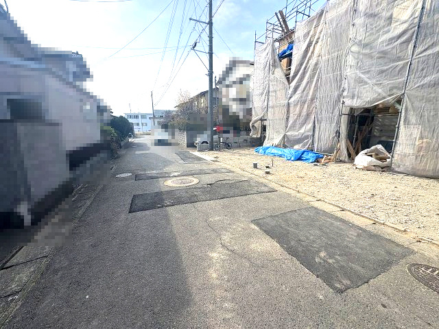 【その他】 | 福岡市東区雁の巣1丁目第12　1号棟（全2棟）【仲介手数料無料・0円】 | 現地写真。前面道路です。