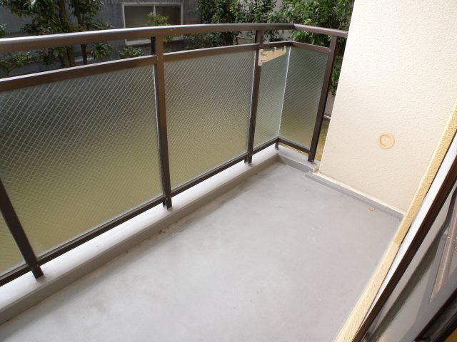 ルモンクレール枝吉のバルコニー