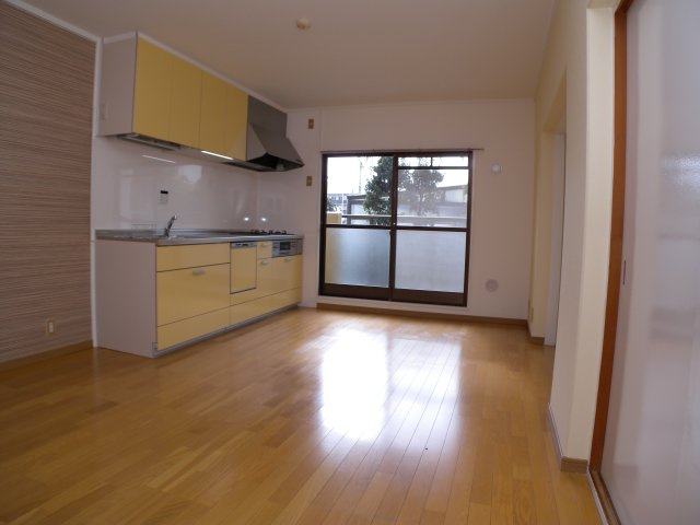 ルモンクレール枝吉の居間・リビング