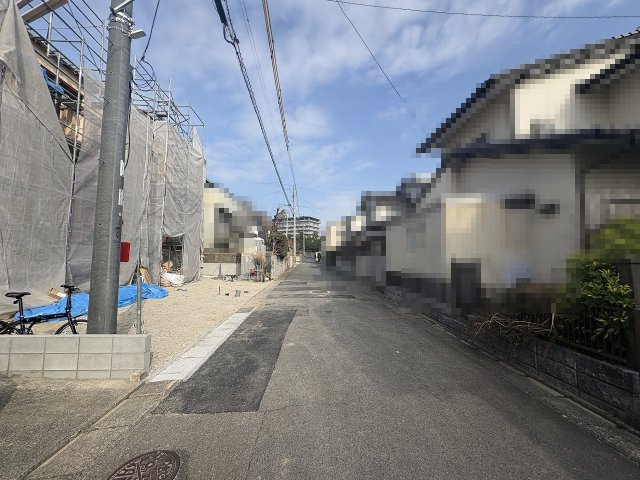 【その他】 | 福岡市東区雁の巣1丁目第12　2号棟（全2棟）【仲介手数料無料・0円】 | 現地写真。前面道路です。