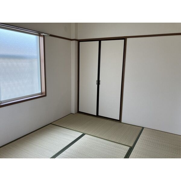 コーポ松井の和室