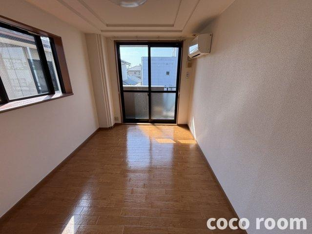 ハーフェンの居間・リビング