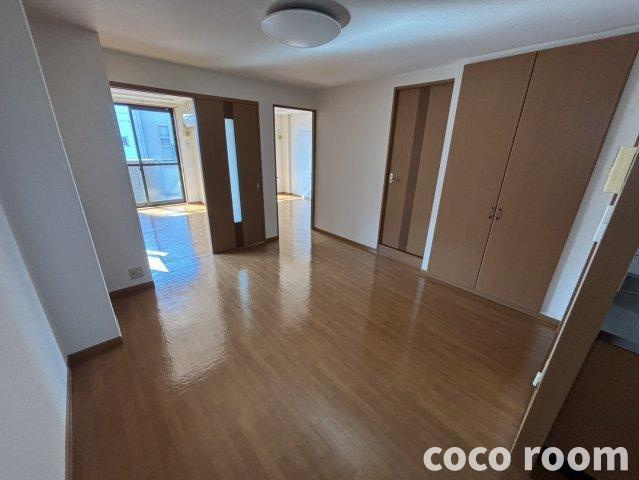 ハーフェンの居間・リビング