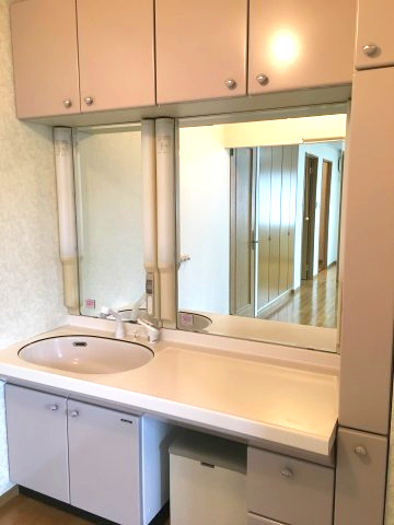 ラフィネ金の町の洗面所