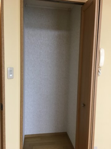 ラフィネ金の町の収納|リビング収納