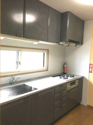 ラフィネ金の町のキッチン|キッチン4帖