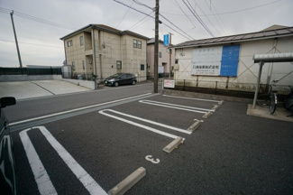 【駐車場】