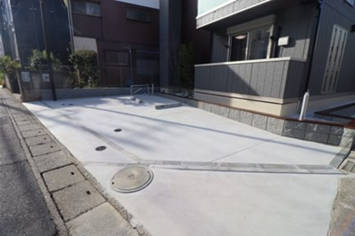 パルボヌールの駐車場|駐車場