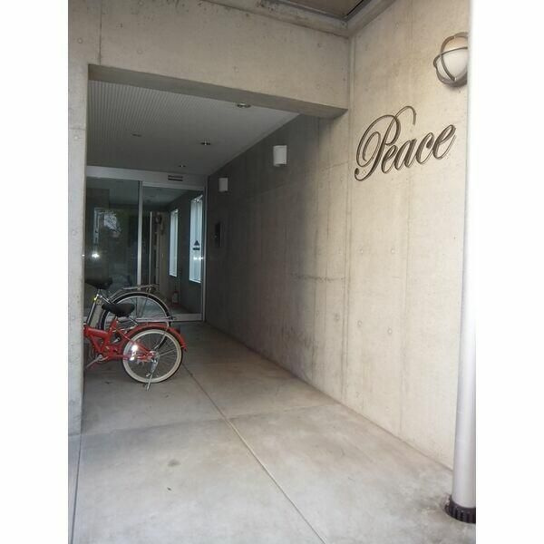 Ｐｅａｃｅ　（ピ－ス）のエントランス