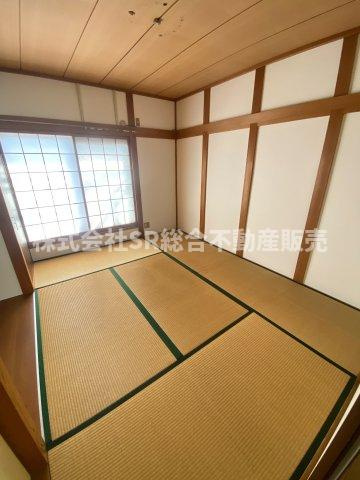 柏田本町中古戸建の和室|陽当たりの良いお部屋です！寝室にいかがでしょうか。