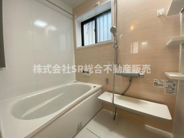 柏田本町中古戸建の浴室
