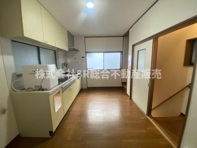 柏田本町中古戸建の居間・リビング