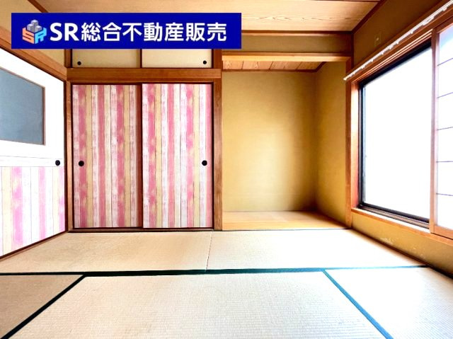 柏田本町中古戸建の和室|バルコニーに面した明るい和室です！