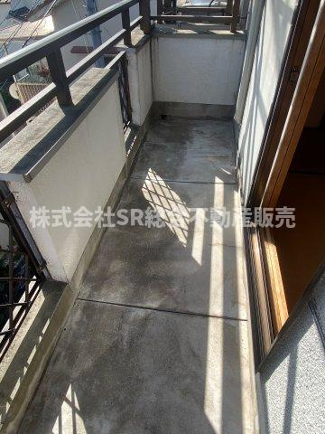 柏田本町中古戸建のバルコニー|日当たり良好でお洗濯物がカラッと乾きます♪