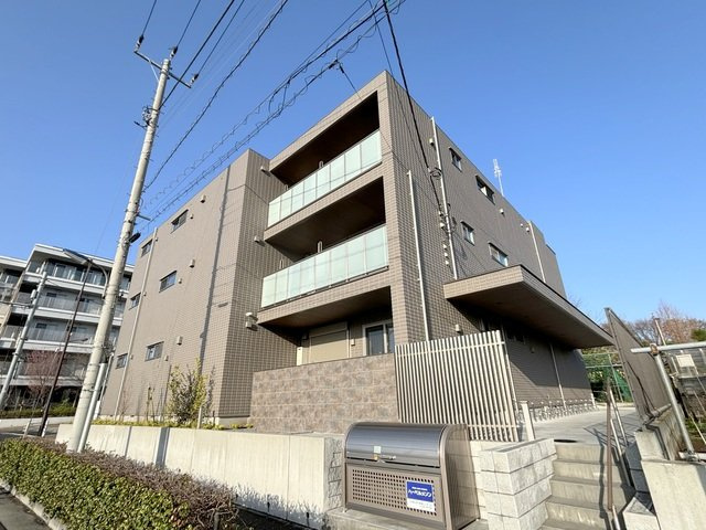 ARCH　WESTの外観|地震に強い旭化成ヘーベルメゾン！
