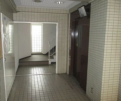 【その他】 | シティコートフドウ中山 | 共有部階段、エレベーター※前回募集時2018.12撮影