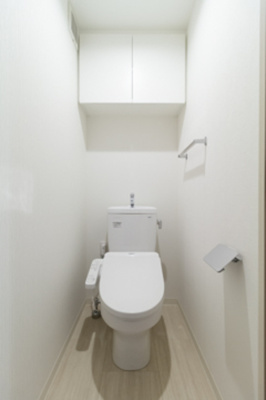 【トイレ】 | コートブリーズ船橋中山 | ※写真は同タイプ住戸です。