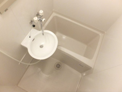 【浴室】 | レオパレスアフロディーテ | 浴室換気乾燥機があるので洗濯物も乾かせます