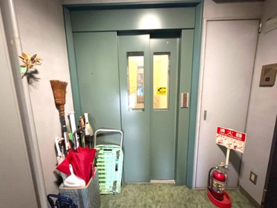 【エントランス】 | リヴレーヌ56