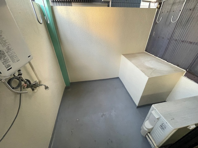 【バルコニー】