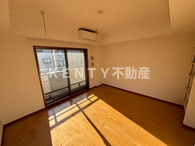 【居間・リビング】 | レジディア大井町Ⅱ | リビングです