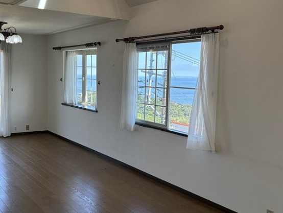 【居間・リビング】 | 伊東市宇佐美　戸建