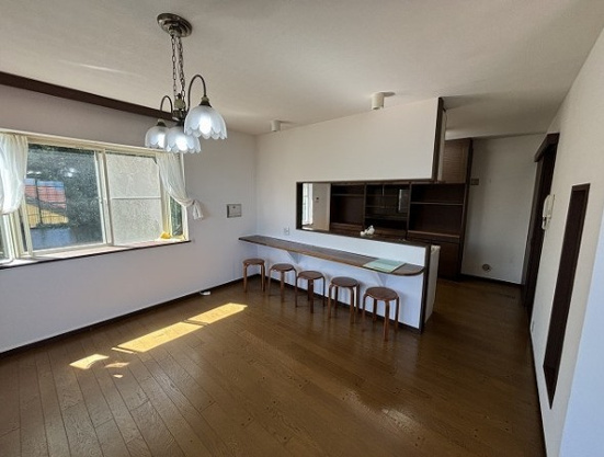 【居間・リビング】 | 伊東市宇佐美　戸建