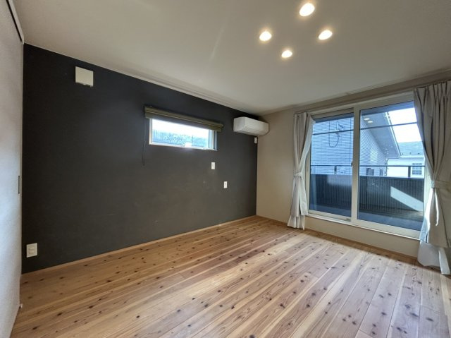 【洋室】 | ※CGで家具小物等を消したイメージです。