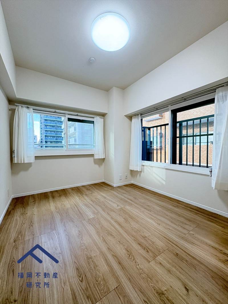 ライオンズマンション西公園の洋室