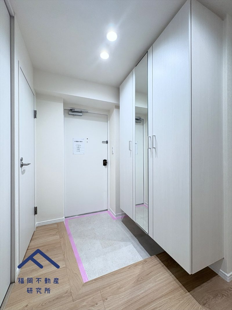 ライオンズマンション西公園の玄関