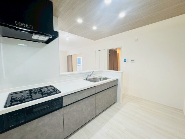 ★★南城市知念海野－2号棟（全２棟のキッチン|使いやすいキッチンです