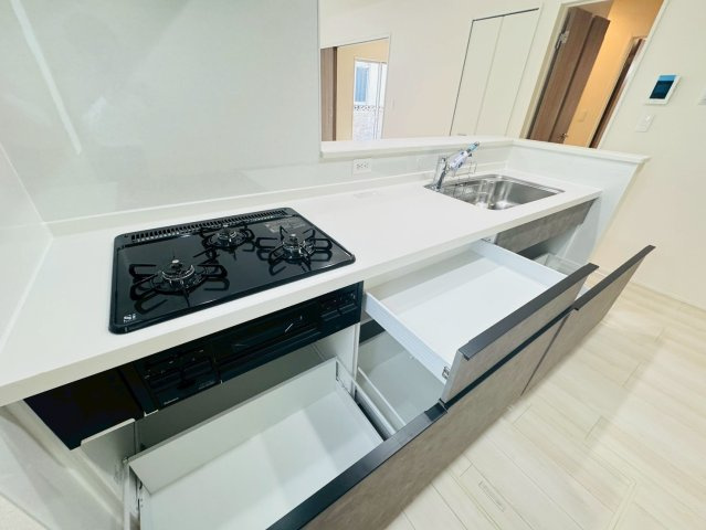 ★★南城市知念海野－2号棟（全２棟のキッチン|使いやすいキッチンです