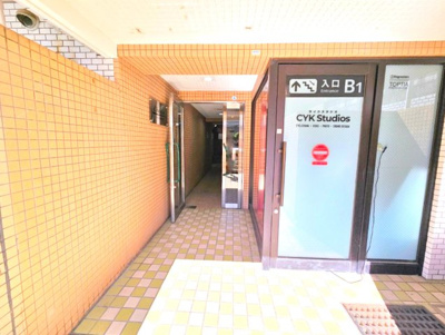 【エントランス】 | シャトレ中野新橋