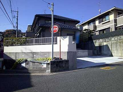 廿日市市阿品台5丁目の前面道路含む現地写真