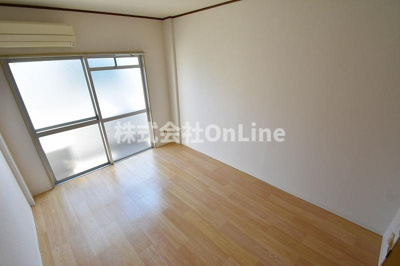 【居間・リビング】 | ラフィーネ小若江