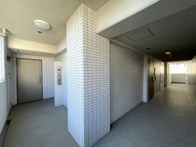 平坦、スーパー・コンビニ近し、独立性角部屋、最強じゃん！な、『クオス上星川』家具付きリフォームのその他共用部分