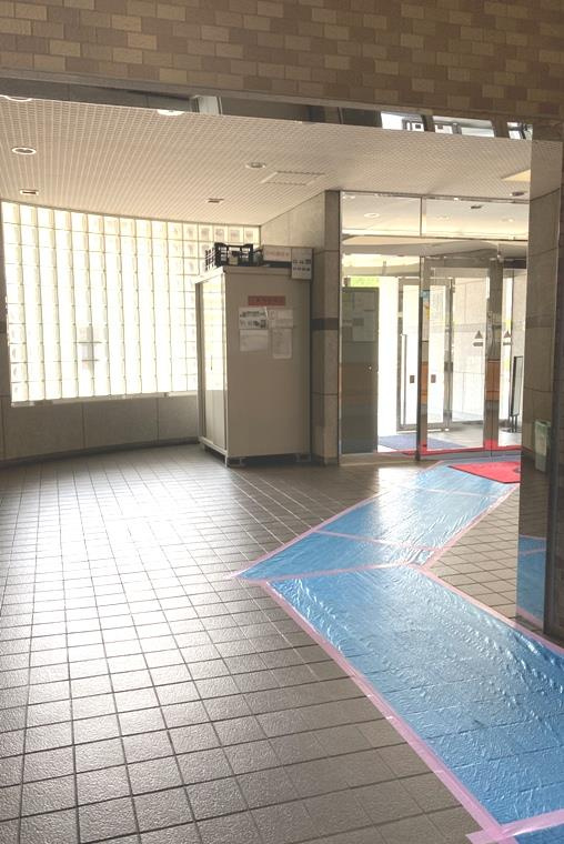 ライオンズマンション千葉みなとのロビー