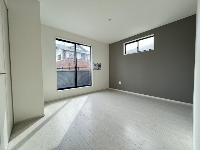 【寝室】 | 春日市須玖南7丁目1期　1号棟（全3棟）【仲介手数料無料・0円】 | 施工例。施工例は完成時と異なる場合があります。