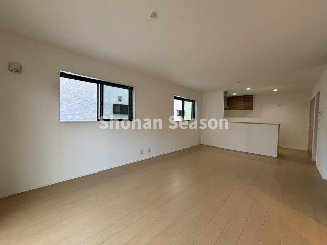 【内装】 | どんな色味のインテリアとも相性◎家具選びが楽しみになりますね♪