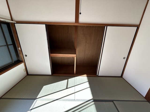 石立町貸家の収納|十分な収納スペースがあります