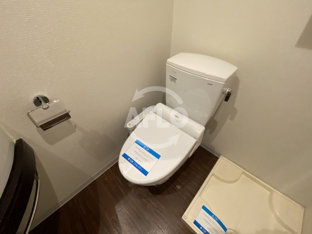 メインステージ西天満T's SQUAREのトイレ|メインステージ西天満T's SQUARE　温水洗浄便座