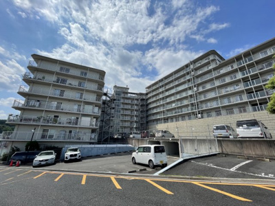 【外観】 | ネオコーポ大津湖城が丘C棟 | ここに住むからこそ意味がある。すべての（始まり）をここから迎えます。
