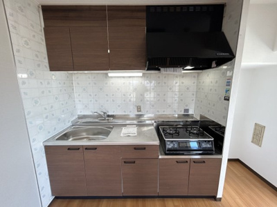 【キッチン】 | ネオコーポ大津湖城が丘C棟 | 料理を楽しむキッチンスペース。