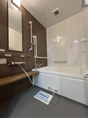 【浴室】 | ネオコーポ大津湖城が丘C棟 | 心地よいリラックスを叶える清潔感溢れる美しい空間です。